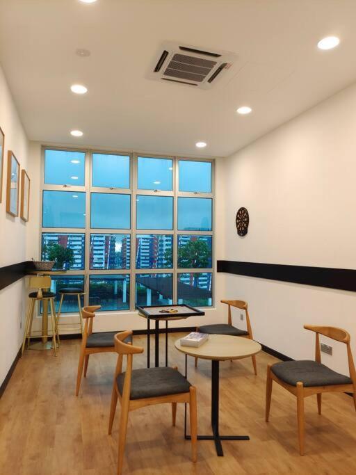 A1403 Jb City Sks Habitat Larkin 2Br 6Pax 100Mbps Netflix!! By Stay Johor Bahru Luaran gambar